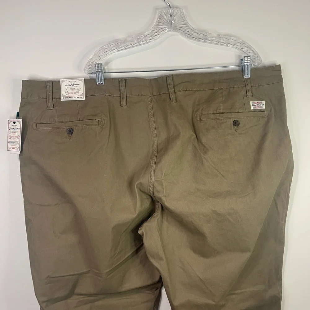 Flag & anthem‎ Classic Men's Khaki Chinos.